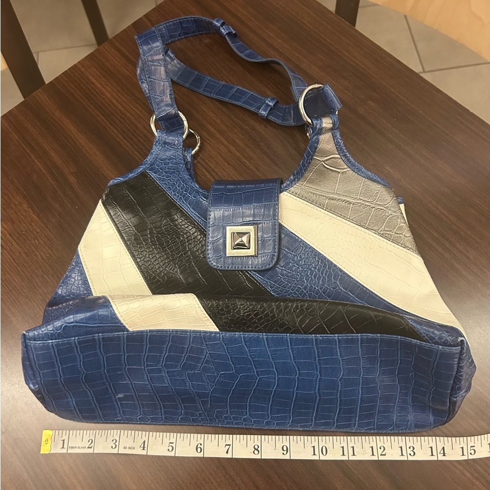 NY & Co. Blue and Black Crocodile Pattern Women's Bag-New